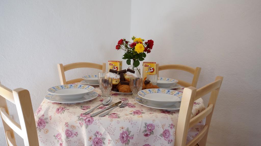 Apartments Red Rose Nin Zewnętrze zdjęcie