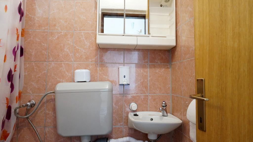 Apartments Red Rose Nin Zewnętrze zdjęcie